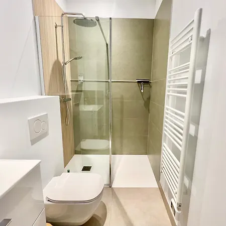 Konukevi Grande Maison De - 10min Du Centre-ville - Jardin Terrasse Barbecue Terrain De Petanque - Moderne & Confort 3*