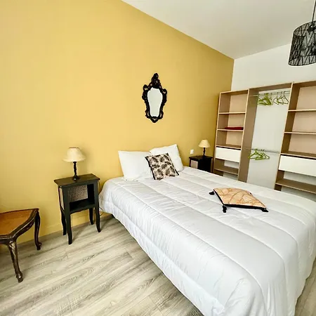 Grande Maison De - 10min Du Centre-ville - Jardin Terrasse Barbecue Terrain De Petanque - Moderne & Confort