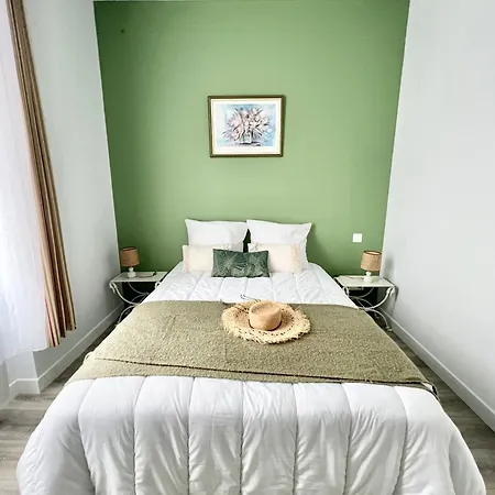 בית הארחה Grande Maison De - 10min Du Centre-ville - Jardin Terrasse Barbecue Terrain De Petanque - Moderne & Confort 3*