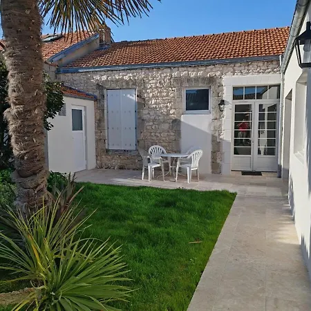 Affittacamere Grande Maison De - 10min Du Centre-ville - Jardin Terrasse Barbecue Terrain De Petanque - Moderne & Confort